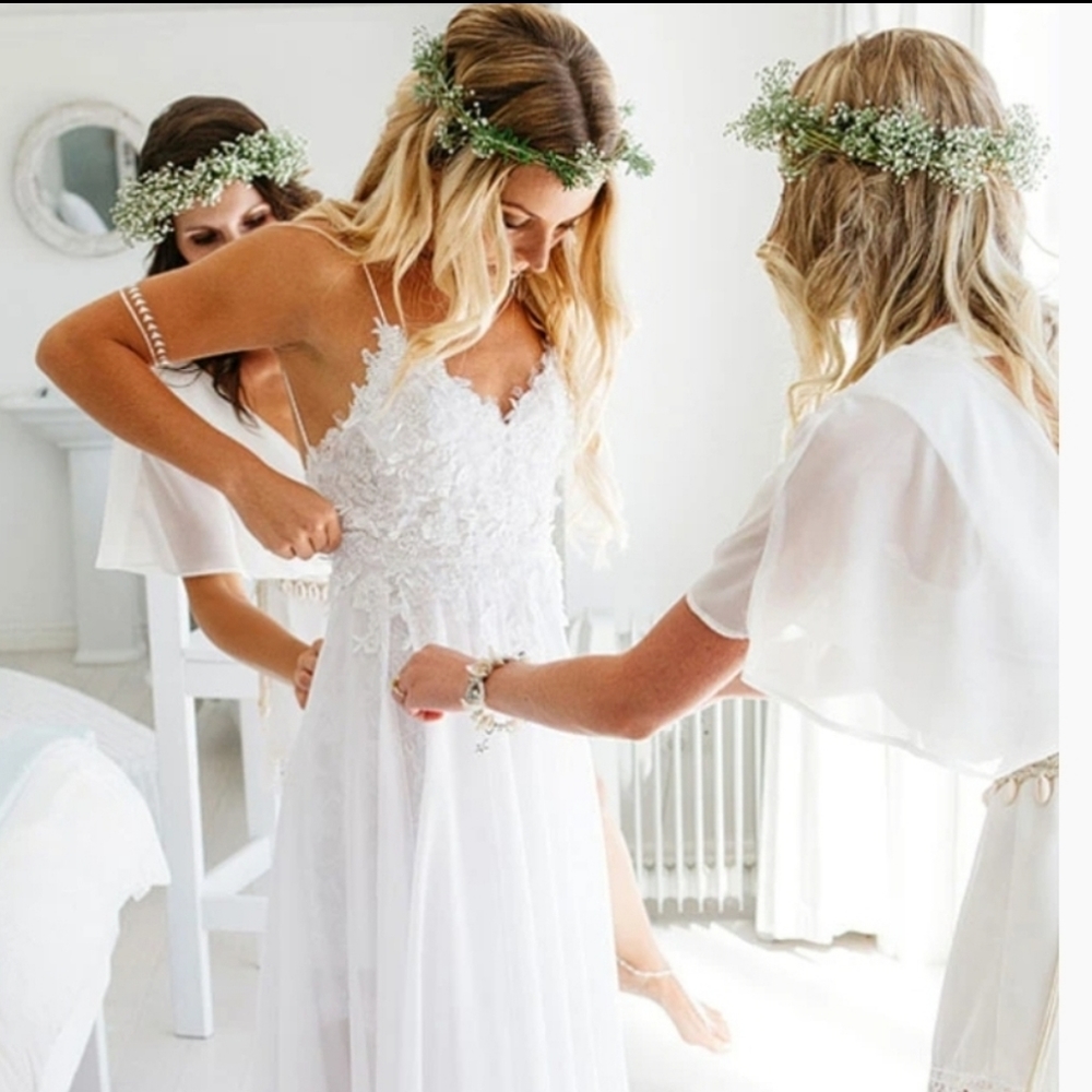 🌺 HOST PICK 🌺 Simi Bridal Dress